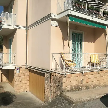 Casa Prina بيت للعطل